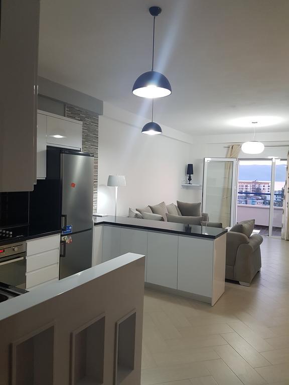 Modern Cozy Apartment Seaview Avlonya Dış mekan fotoğraf